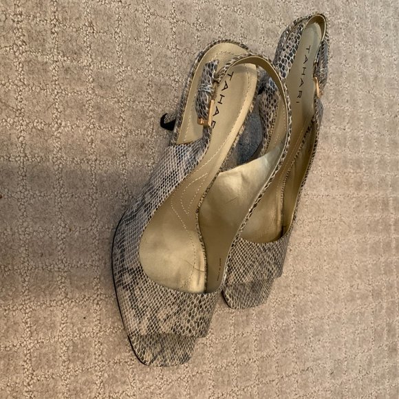 Shoes - Picture 2 of 3